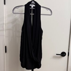 Amour Vert Agnes Sleeveless Surplice Top